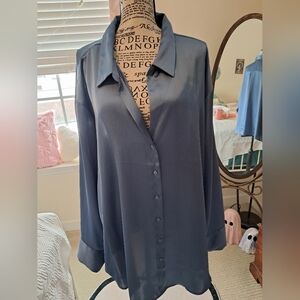 Torrid "Silk" Blue Blouse Sz 4